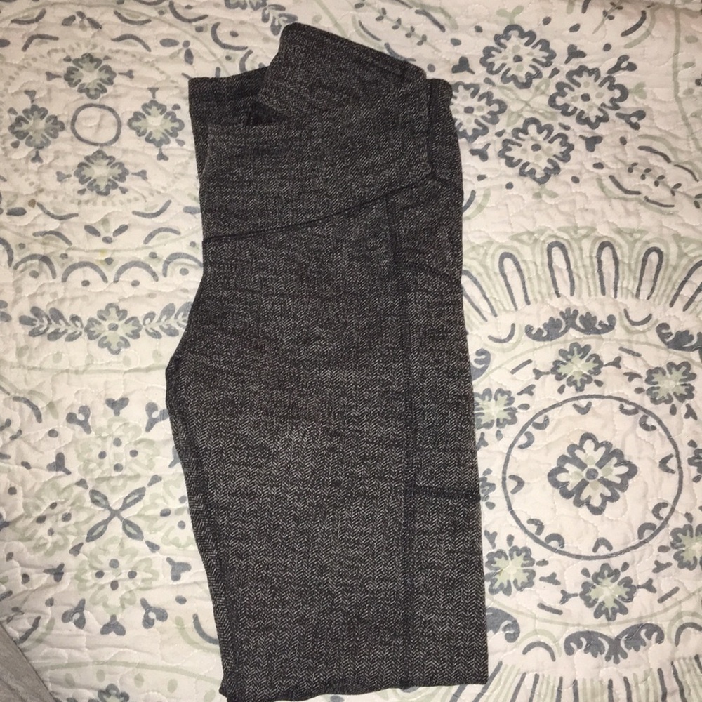 Herringbone workout leggings